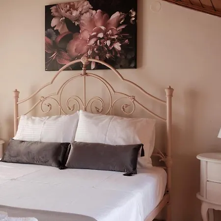 Aelia Villa